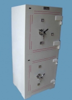 ALT KASA �ST KASA MODEL S�PER �ZEL TAM ZIRHLI �EL�K KASALAR 140*60*50CM 1290K�  ( 1190€ ) T�rkiye ��i Kar�o Dahildir.