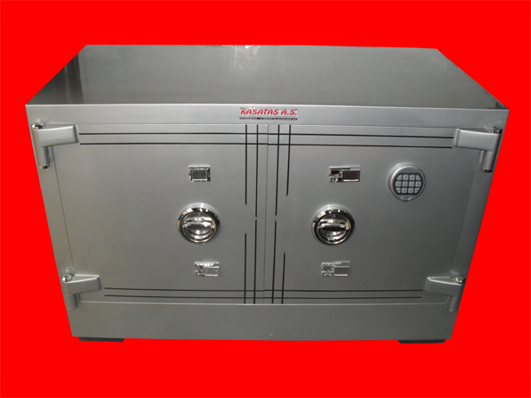 "    B120K2E14AMETİN MUĞLA ULA TANK ZIRHLI BANKO TİPİ KUYUMCU KASASI ( ÇOK ÖZEL KİLİTLEME TERTİBATLI ) 80*120*60CM 1200KĞ ( 1800€ )+KDV