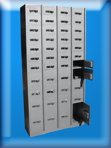 .Z44 - KODLU 44 GÖZLÜ HİLTON OTEL İÇİ KUTULU KİRALIK KASA ODASI KASASINI 1 ÜNİTE 200*100*30CM 430KĞ ( 4499€ )+KDV ADRESE TESLİM ( Safes Deposit Boxes )