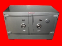 "    B120K2E14AMETİN MUĞLA ULA TANK ZIRHLI BANKO TİPİ KUYUMCU KASASI ( ÇOK ÖZEL KİLİTLEME TERTİBATLI ) 80*120*60CM 1200KĞ ( 1800€ )+KDV