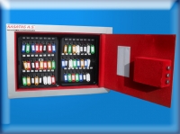 . 48 ANAHTAR YERLİ GAZİANTEP TİPİ TAM DİJİTAL LCD EKRANLI ACİL AÇMA ANAHTARLI ELEKTRONİK ŞİFRELİ ZIRHLI ANAHTAR DOLABI 50*75*9CM 13KĞ ( 499€ )+KDV ADRESE TESLİM