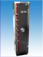 İZMİR ALİAĞA TİPİ 6 TÜFEK YERLİ ÇELİK TÜFEK KASASI ( 6 SÜRGÜLÜ İÇİ KADİFE BOYA KAPLI MODEL ) 156*38*38CM 100KĞ ( 1499€ )+KDV ADRESE TESLİM