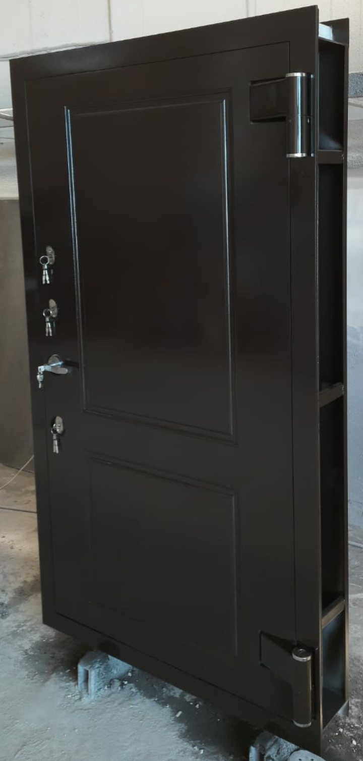 * IRAK AHŞAP KAPLAMALI TİP KURŞUN GEÇİRMEZ PANİK BARLI KASA ODA KAPISI DIŞ ÖLÇÜSÜ 220*125*20CM İÇ ÖLÇÜSÜ 190*90*20CM 400KĞ ( 4999€ )+KDV ADRESE TESLİM