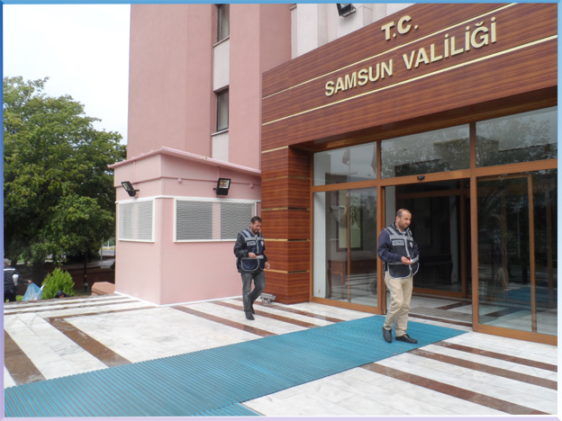 SAMSUN TİPİ MEVZİLİ ROKETE DAYANIKLI KURŞUN GEÇİRMEZ KULÜBE BR7 ÇELİK UÇLU ZIRH DELİCİ UZUN NAMLULU KANAS , G3 VE KALEŞNİKOF ( AK47 ) TÜFEKTEN ATILAN 7,62*51MM KALİBRELİ MÜHİMMATA GÜVENLİK KABİNİ İÇ ÖLÇÜSÜ 240*200*200CM 15TON ( 499.999TL )+KDV ADRESE TESLİM