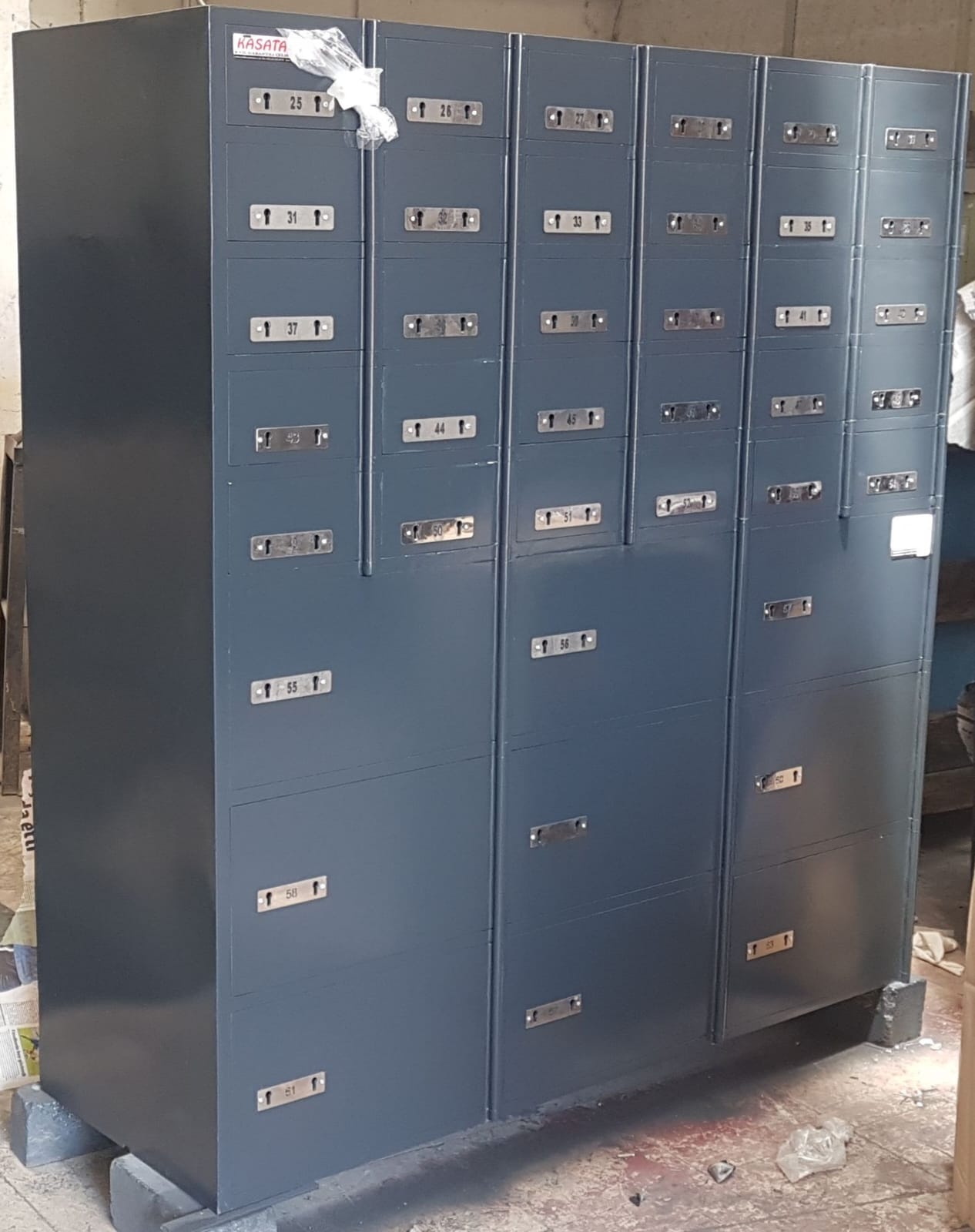 39 GÖZLÜ ASKERİYE ORDUEVİ TİPİ RESEPSİYON EMANET KASASI H150*W150*D50CM 200KĞ ( 3900€ )+KDV