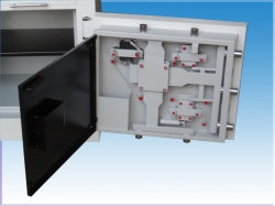 ZZZZZZB190METİN ADIYAMAN BANKO TİPİ 2 ELEKTRONİK ŞİFRELİ 6 ÖZEL ANAHTARLI 2 DÖNER GİZLİ GÖZLÜ 4 KÖŞE CAM YERLİ YÜKSEK GÜVENLİKLİ KUYUMCU KASASI 80*190*60CM 1900KĞ ( 2700€ )+KDV ADRESE TESLİM