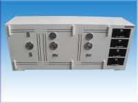 B200K36A4Ç GAZİANTEP BANKO TİPİ 3 KAPAKLI 4 DIŞTAN ÇEKMECELİ YÜKSEK GÜVENLİKLİ TANK ZIRHLI2 ELEKTRONİK ŞİFRELİ 6 ÖZEL ANAHTARLI KUYUMCU KASASI 80*200*60CM 2.000KĞ ( 2.999€ )+KDV ADRESE TESLİM