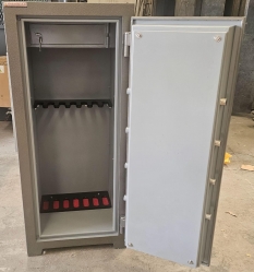 7 AHŞAP TÜFEK YERLİ 400DERECE YANGINA DAYANIKLI 2 ANAHTARLI TEKKAPILI ÇELİK TÜFEK VE MÜHİMMAT KASASI 140*60*50CM 300KĞ ( 1399€ )+KDV