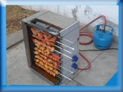 .10 ŞİŞ YERLİ DİKEY GAZLI VE ELEKTRİKLİ MANGAL EVİN İÇİNDE KOKUSUZ KEBAP YAPABİLİRSİNİZ  ( ŞİŞLER KENDİ KENDİNE DEVAMLI DÖNER ŞİŞLERDEKİ ETİN HERYANI EŞİT PİŞER ) 60*50*40CM 20KĞ ( 1999TL )+KDV ADRESE TESLİM