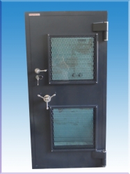 BR7 KURŞUN GEÇİRMEZ HALFETİ TİPİ 2 ADET ÇİFT YÖNLÜ KOLLU KAPI KAPANINCA AKILLI KİLİTLEME SİSTEMLİ 2 ADET  60*60CM BR KURŞUN GEÇİRMEZ CAMLI CAM ÖNÜ HASIR TEL KORUMALI 7016 ANTRASİT GRİ RENK NÖBET KULÜBESİ KAPISI 210*110*20 CM 500 KĞ ( 4.750€ )+KDV ADRESE TESLİM