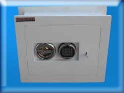 "   * 080ZEAK İSTANBUL TİPİ TANK ZIRHLI ELEKTRONİK ŞİFRELİ  VE ÖZEL KULLANMA ZORUNLULUGU OLMAYAN ANAHTARLI ANKASTRE DUVAR KASASI 80*60*14CM 50KĞ ( 499€ )+KDV ADRESE TESLİM