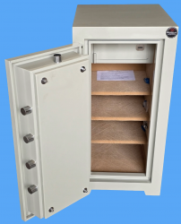 "       0008TERS TERS KAPAKLI TİPİ 1 Cİ SINIF LÜKS ULUSLARARASI STANDARTLARDA OKSİJENLE KESMEYE VE MATKAP DELMEYE KARŞI YÜKSEK GÜVENLİKLİ 2 ÖZEL ANAHTARLI VE ELEKTRONİK ŞİFRELİ ÇELİK PARA KASASI DIŞ ÖLÇÜSÜ 90*50*50CM İÇ ÖLÇÜSÜ 75*40*30CM 400KĞ ( 1999€ )+KDV ADRESE TESLİM